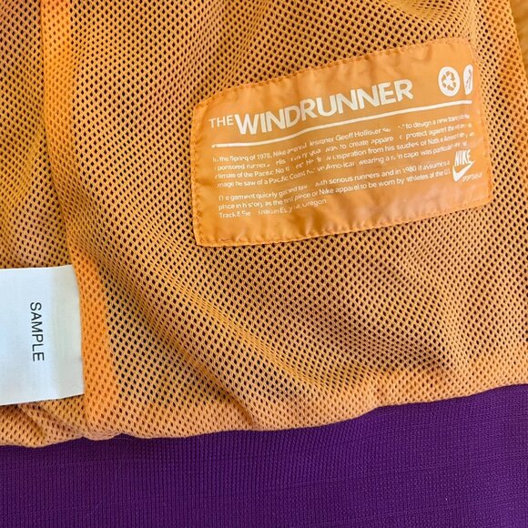 Nike Windrunner - Picture 6 of 6